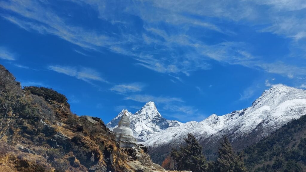 Front Amadablam
